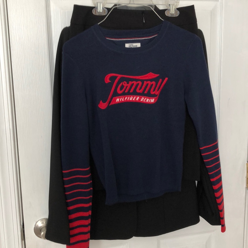 Tommy crop sweater